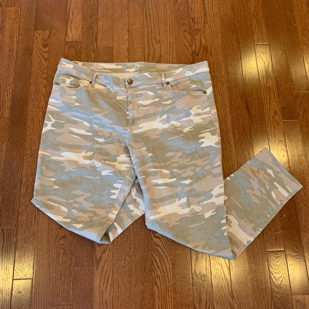 LOFT Camo Skinny Jeans